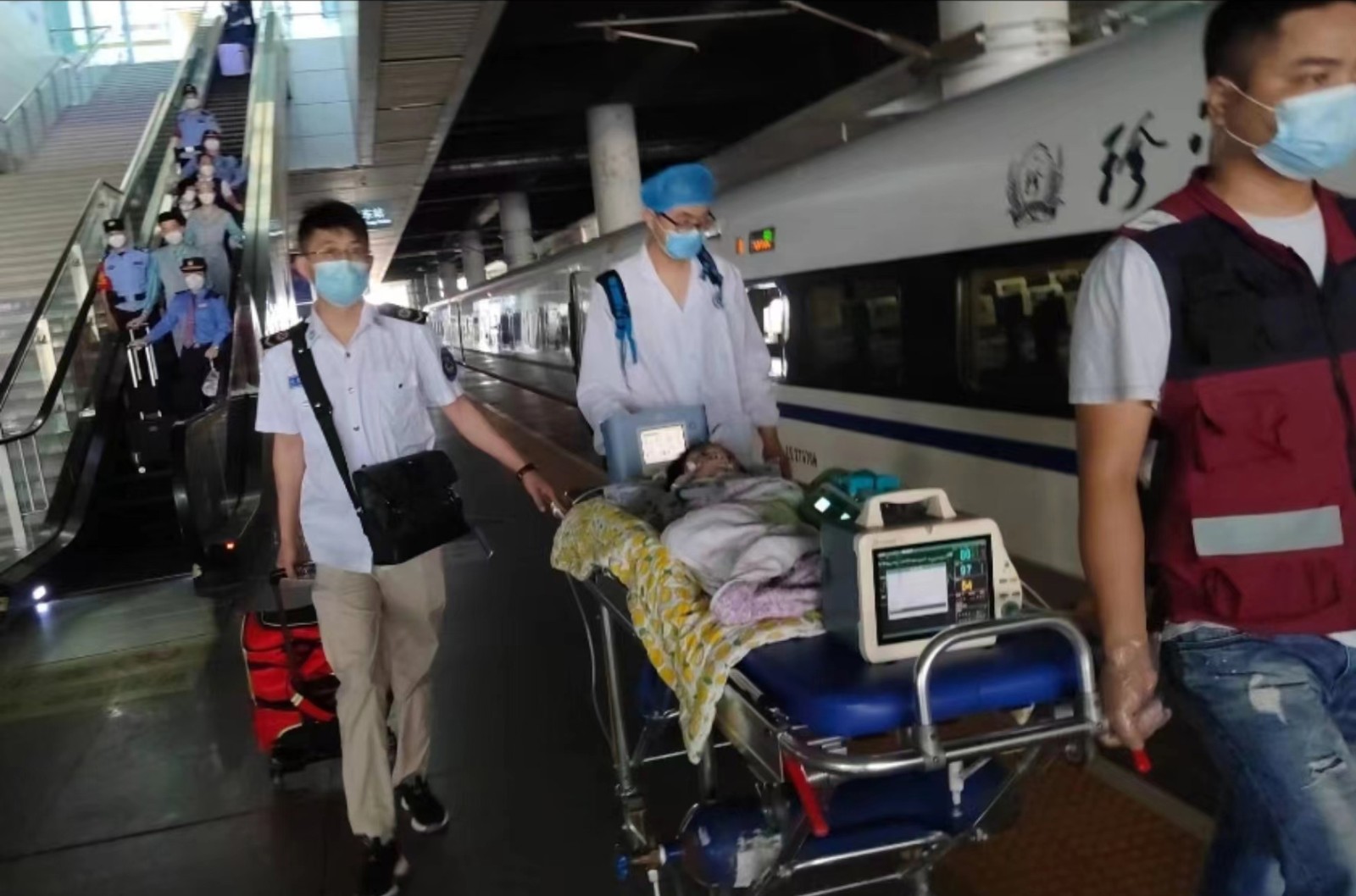 崇明县高铁转运公司